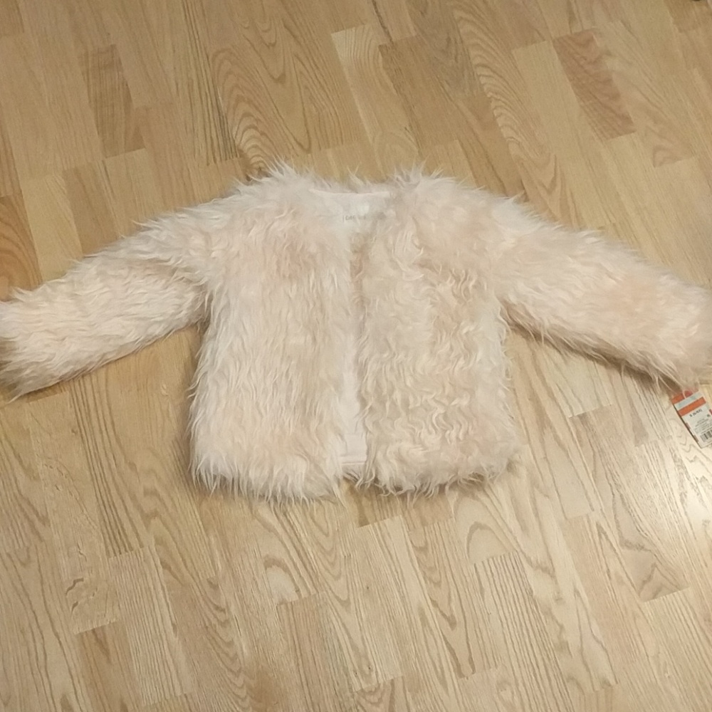 ❤Cat & Jack Faux Fur Coat NWT 6T❤